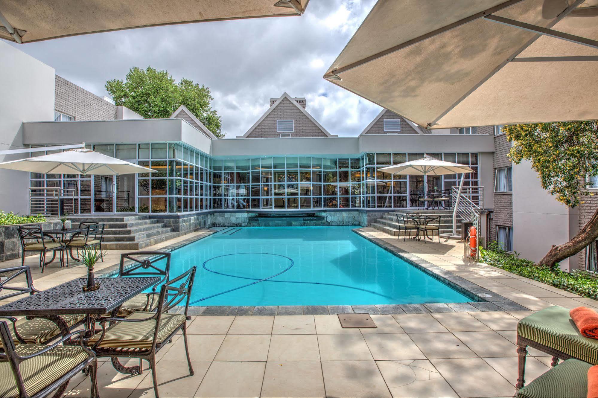 City Lodge Hotel Bryanston Johannesburg Exterior photo